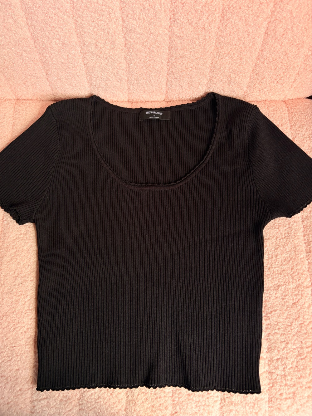 Black Ribbed Short Sleeve Crop Top